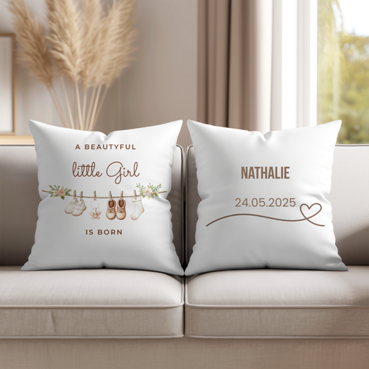 wunderschönes personalisiertes Geburtskissen „A Little Baby Girl Is Born“